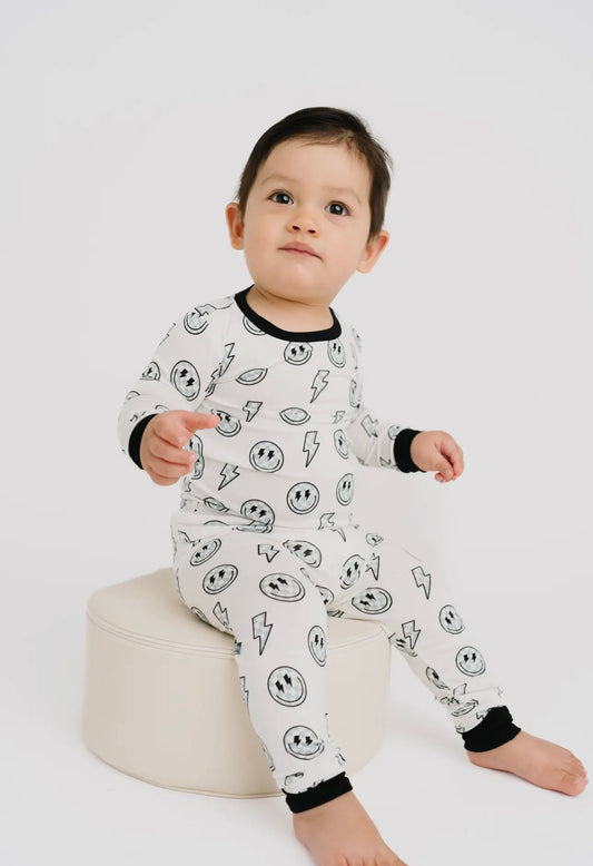 Smiley Lightning Bolt Bamboo Set